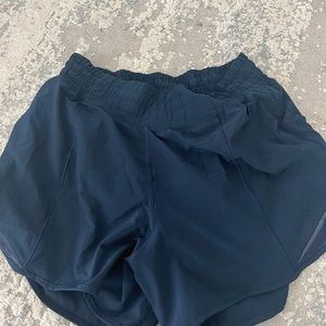 lululemon hotty hot shorts “4 in HR